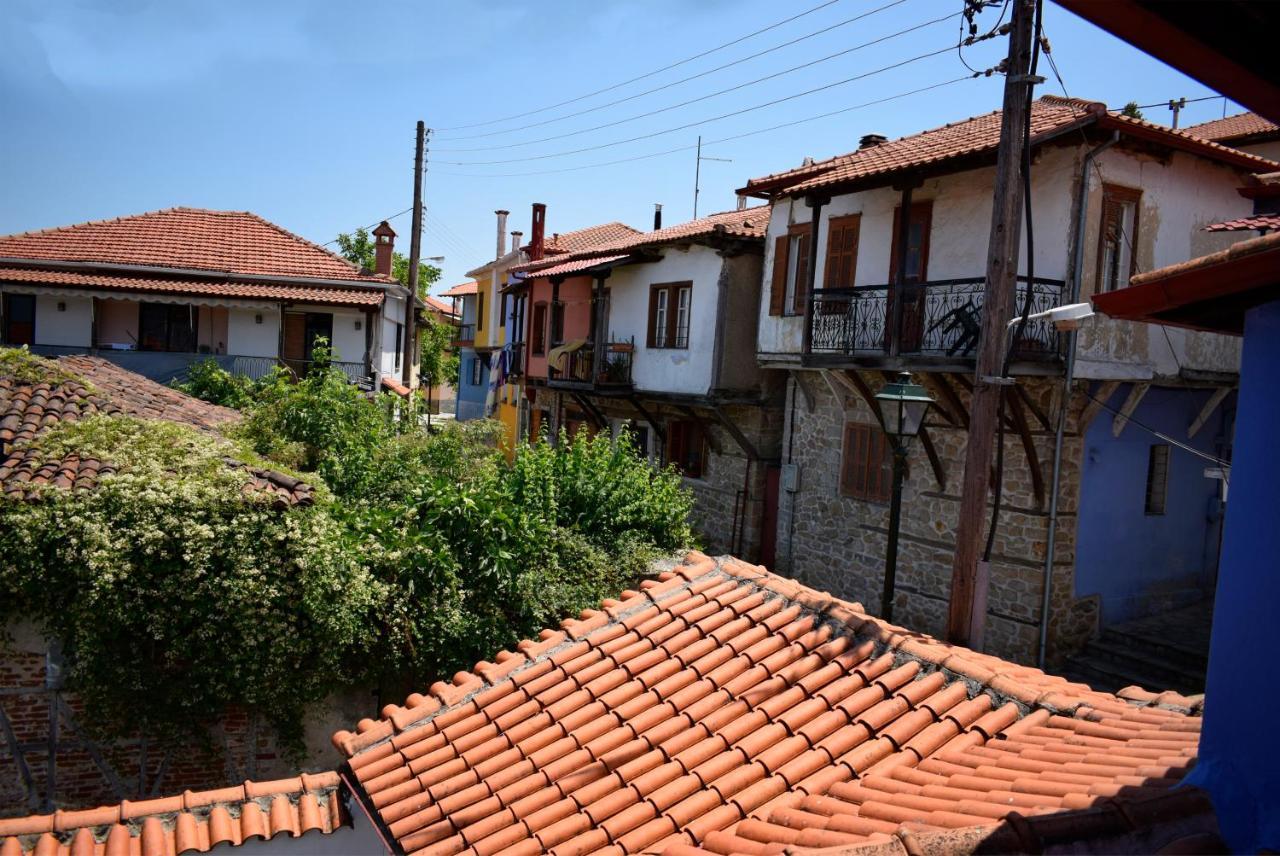 Renovated Old Manor House With Yard Villa อาร์ไนยา ภายนอก รูปภาพ